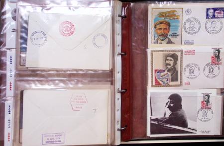 Album brun de 141 plis : premiers vols Caravelle (1957 - 1969) et Concorde (Français et Anglais) + divers dont quelques Airbus