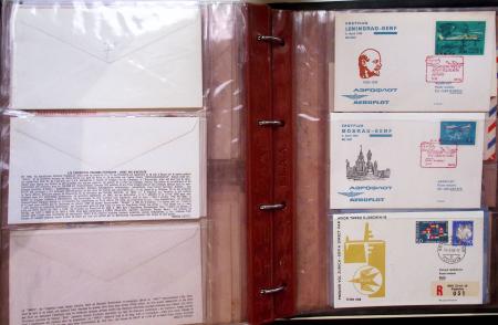 Album brun de 141 plis : premiers vols Caravelle (1957 - 1969) et Concorde (Français et Anglais) + divers dont quelques Airbus