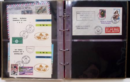 Album brun-rouge de 107 premiers vols vers l'Asie (1929 - 1973 dont 5.1.1934 courrier rapide de l'Emeraude 5.1.1934) dont nombreux Air France