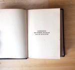 BIBLIOTHEQUE Un ensemble de livres, brochures, photocopies