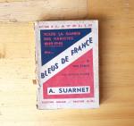 BIBLIOTHEQUE Un ensemble de livres, brochures, photocopies