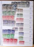 1900-1959, en 5 albums, très important stock de timbres