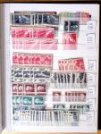 1900-1959, en 5 albums, très important stock de timbres