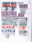 1900-1959, en 5 albums, très important stock de timbres