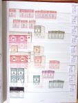 1900-1959, en 5 albums, très important stock de timbres