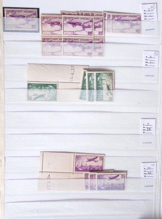 1900-1959, en 5 albums, très important stock de timbres
