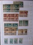 1900-1959, en 5 albums, très important stock de timbres
