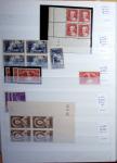 1900-1959, en 5 albums, très important stock de timbres