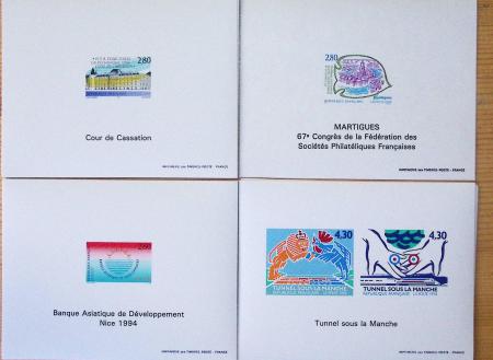 1993-1995, Exceptionnel stock de bloc-feuillets gommés,