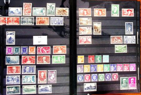1900-2011, Sept classeurs de France, dont petite section