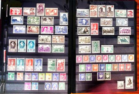 1900-2011, Sept classeurs de France, dont petite section