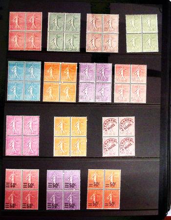 1903-1938, Collection en deux classeurs thématique