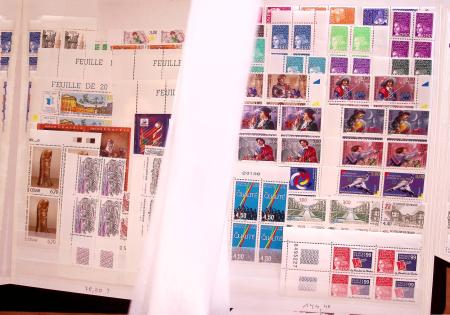 1849-1998, Collection débutant par des oblitérés puis
