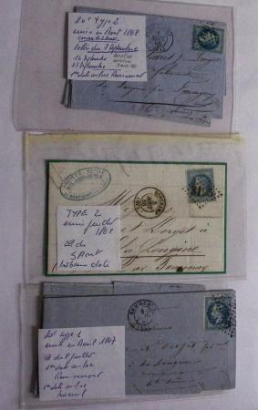 Album Safe bleu noir : planchage et variétés du 20c Empire lauré n°29 (+ timbres détachés) dont la Corne et les Abeilles + documentation