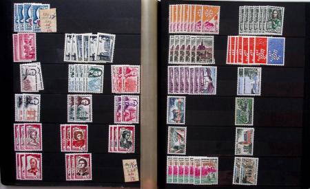 1849-1960, Accumulation de classeurs de France, avec