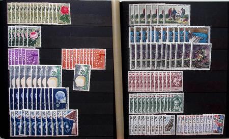 1849-1960, Accumulation de classeurs de France, avec