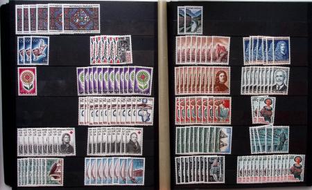 1849-1960, Accumulation de classeurs de France, avec