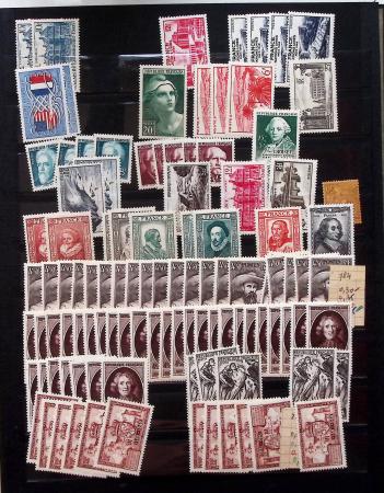 1849-1960, Accumulation de classeurs de France, avec