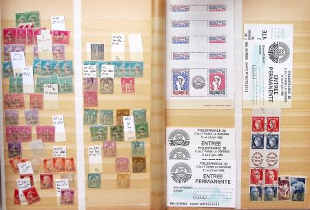1849-1960, Accumulation de classeurs de France, avec