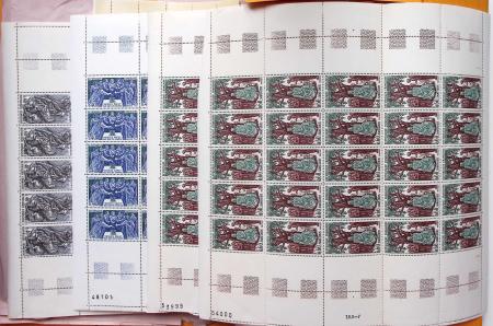 1849-1960, Accumulation de classeurs de France, avec
