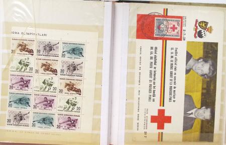 1849-1960, Accumulation de plusieurs collection du