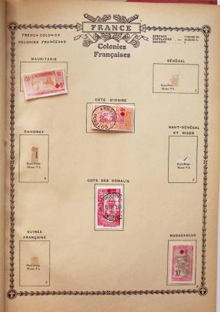 1849-1960, Accumulation de plusieurs collection du