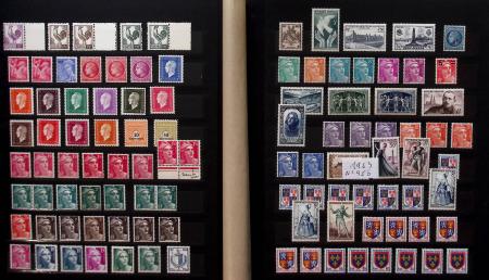 1920-1997, Collection de France neuf, en 4 volumes,