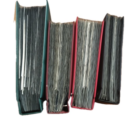 1979-2003, Collection en 4 classeurs de plus de 700