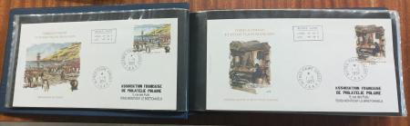 1974-2009, Collection en 4 classeurs de plus de 700