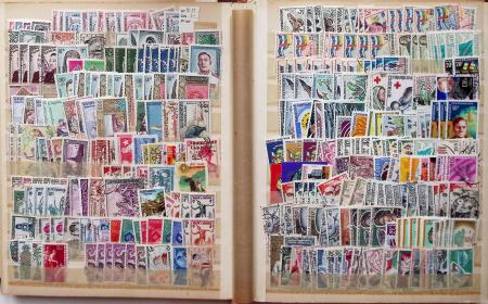1849-1960, Accumulation de plusieurs collection du