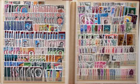 1849-1960, Accumulation de plusieurs collection du
