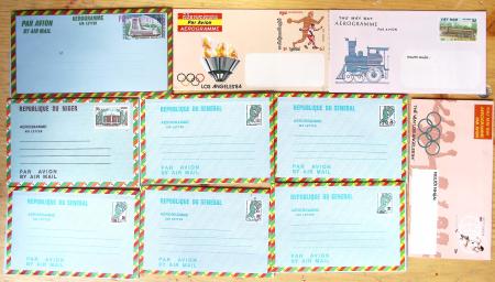 1979/1986 aérogrammes:  Cambodge 2 + Cameroun 16 +