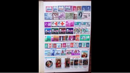 collection en classeur de 1935/2002