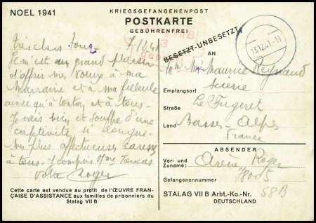 Entier carte postale du stalag VIIB de Noël 1941 avec grande illustration sépia: prisonnier protégeant sa famille sur fond de sapins de Noël. TB