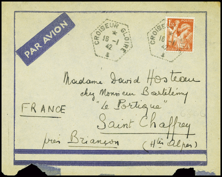 N°435 1F50 Iris orange obl hex "Croiseur Gloire" (1942) sur lettre par avion, petite déchirure en bas de la lettre à l'ouverture mais TB frappes