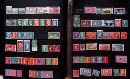 1900-1990, Lot de France avec N°121 variété centre