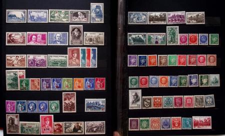 1900-1990, Lot de France avec N°121 variété centre