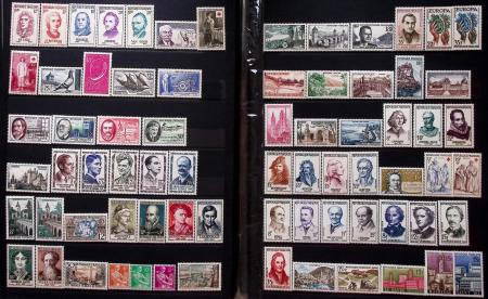 1900-1990, Lot de France avec N°121 variété centre