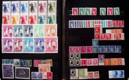 1900-1990, Lot de France avec N°121 variété centre