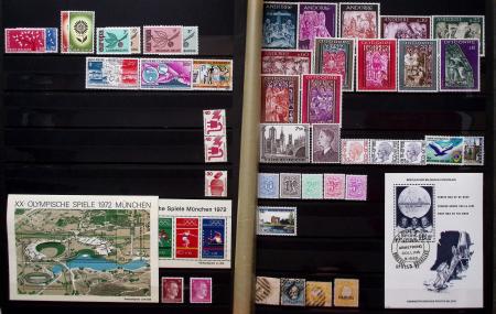 1900-1990, Lot de France avec N°121 variété centre