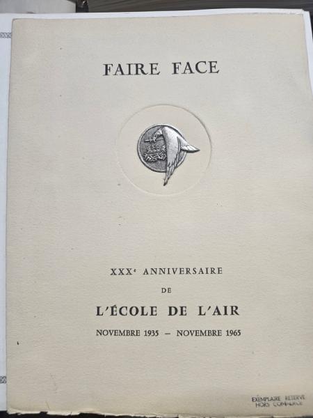 THEMATIQUE Collections uniques sur les thématiques