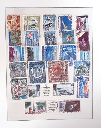 1866-1970, Collection des COLONIES en 4 classeurs,