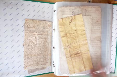 1700-1960, Ensemble éclectique: boite d'une centaine