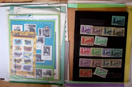 1700-1960, Ensemble éclectique: boite d'une centaine
