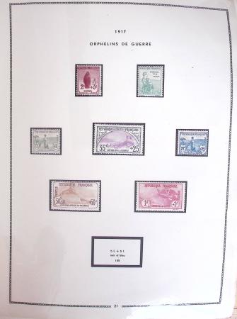 1849-1975, Collection en deux albums MOC neuf à partir
