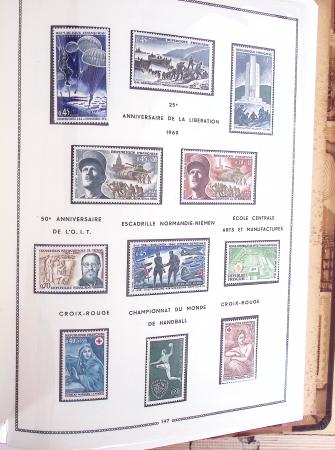 1849-1975, Collection en deux albums MOC neuf à partir