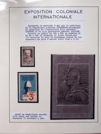 1925-1937, Grand album pour CPA, contenant des collections