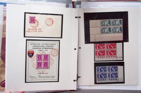 1925-1937, Grand album pour CPA, contenant des collections