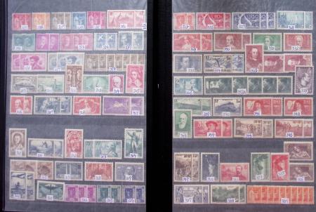 1860-1960, Lot de France en neuf, avec section classique,