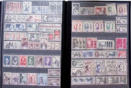 1860-1960, Lot de France en neuf, avec section classique,
